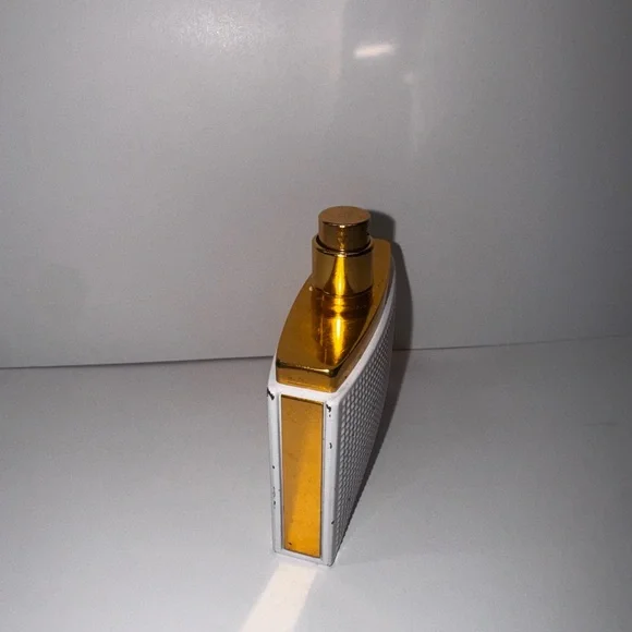 Elizabeth And James Nirvana For Her White Eau De Parfum 1 Oz - Picture 3 of 4